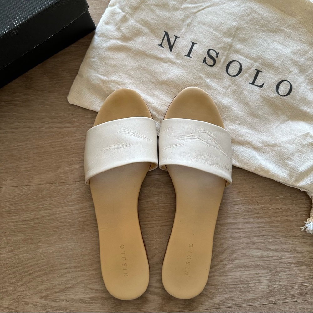 Nisolo Isla Leather Cream Slide Sandal in Bone - Cushioned, Shock-Absorbing